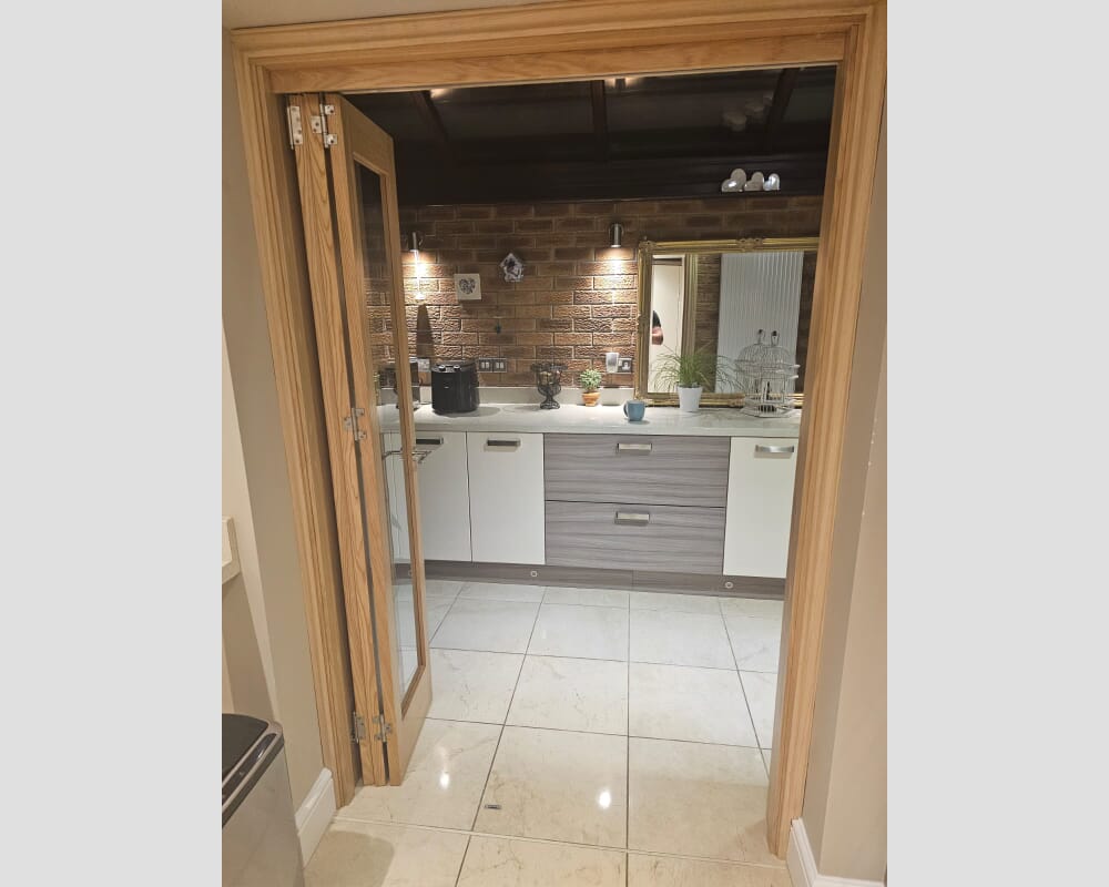 1915x2060x133mm Pref. Oak P10 Roomfold Grande (2+1)